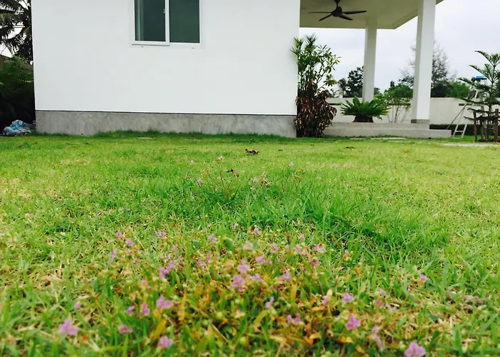 Swiss Bungalow Cha Am