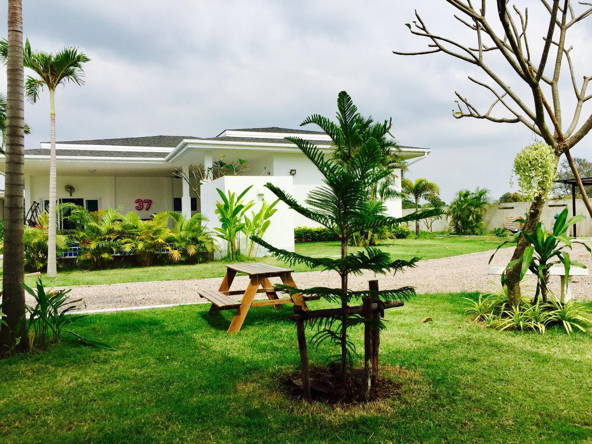 Rumah liburan Swiss Cha Am